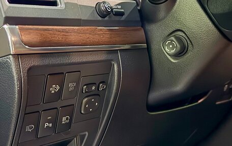 Toyota Land Cruiser 200, 2016 год, 6 400 000 рублей, 16 фотография