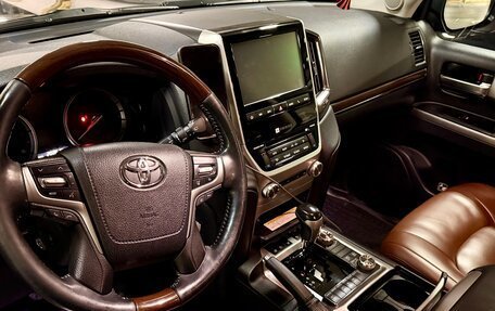 Toyota Land Cruiser 200, 2016 год, 6 400 000 рублей, 10 фотография