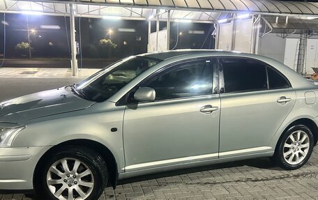 Toyota Avensis III рестайлинг, 2005 год, 570 000 рублей, 2 фотография