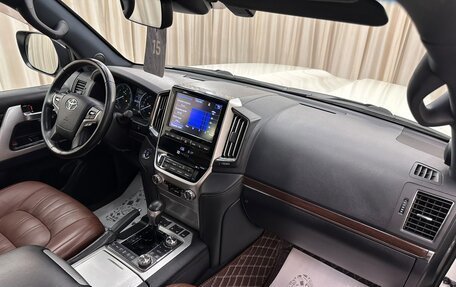 Toyota Land Cruiser 200, 2020 год, 9 999 900 рублей, 13 фотография