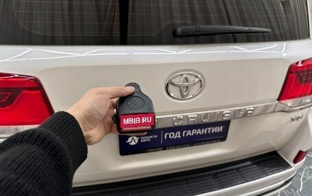 Toyota Land Cruiser 200, 2020 год, 9 999 900 рублей, 27 фотография