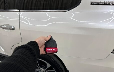 Toyota Land Cruiser 200, 2020 год, 9 999 900 рублей, 26 фотография