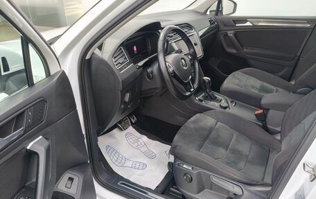 Volkswagen Tiguan II, 2019 год, 2 790 000 рублей, 18 фотография