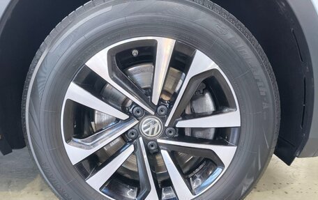 Volkswagen Tiguan II, 2019 год, 2 790 000 рублей, 11 фотография