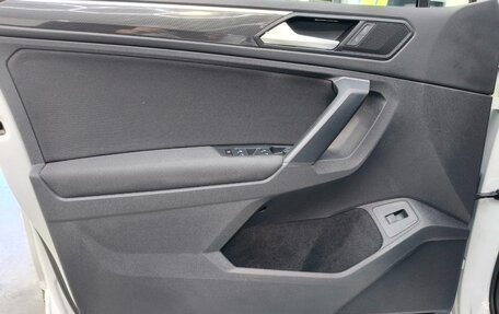Volkswagen Tiguan II, 2019 год, 2 790 000 рублей, 15 фотография
