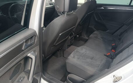 Volkswagen Tiguan II, 2019 год, 2 790 000 рублей, 29 фотография