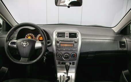 Toyota Corolla, 2011 год, 1 100 000 рублей, 13 фотография