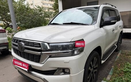Toyota Land Cruiser 200, 2016 год, 6 500 000 рублей, 3 фотография