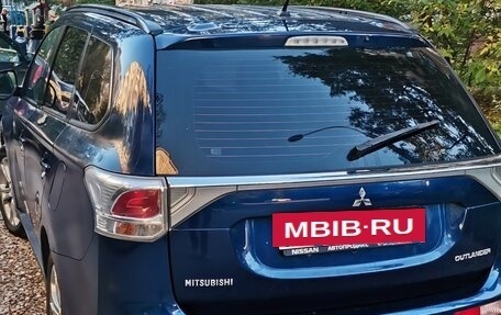 Mitsubishi Outlander III рестайлинг 3, 2013 год, 1 190 000 рублей, 4 фотография