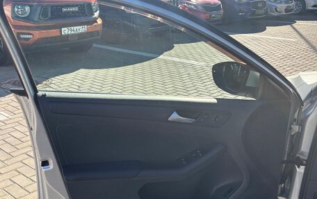 Volkswagen Jetta VI, 2013 год, 900 000 рублей, 14 фотография
