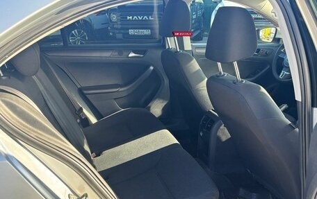 Volkswagen Jetta VI, 2013 год, 900 000 рублей, 11 фотография