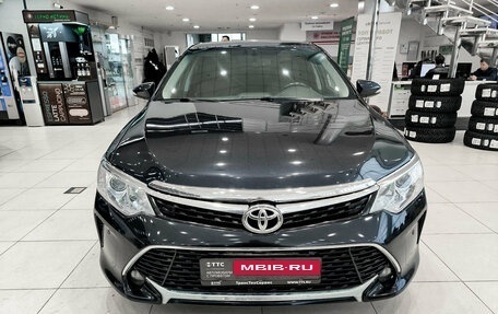 Toyota Camry, 2016 год, 1 700 000 рублей, 6 фотография