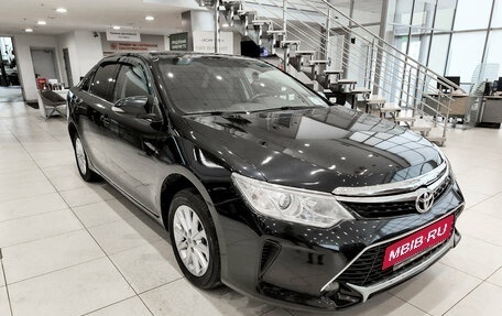 Toyota Camry, 2016 год, 1 700 000 рублей, 7 фотография