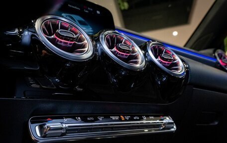 Mercedes-Benz CLA, 2021 год, 3 050 000 рублей, 17 фотография