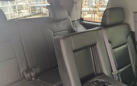 Chevrolet Tahoe IV, 2016 год, 2 450 000 рублей, 31 фотография
