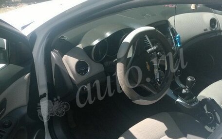 Chevrolet Cruze II, 2011 год, 430 000 рублей, 3 фотография