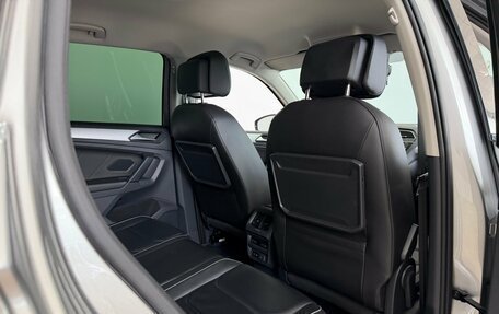 Volkswagen Tiguan II, 2018 год, 2 000 000 рублей, 26 фотография