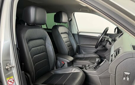 Volkswagen Tiguan II, 2018 год, 2 000 000 рублей, 29 фотография