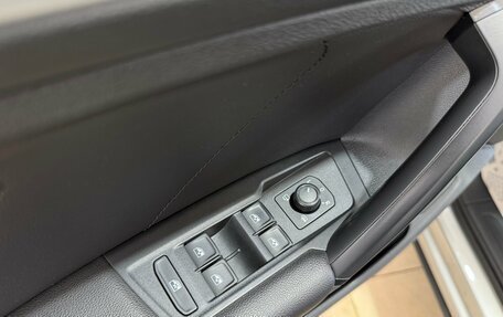 Volkswagen Tiguan II, 2018 год, 2 000 000 рублей, 32 фотография