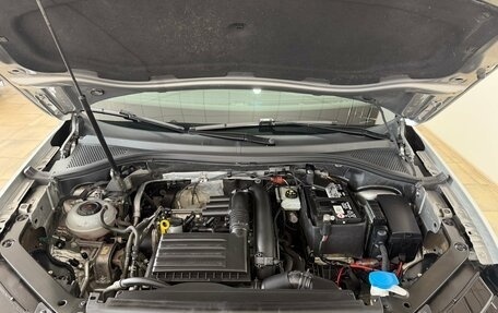 Volkswagen Tiguan II, 2018 год, 2 000 000 рублей, 36 фотография