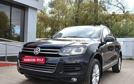 Volkswagen Touareg III, 2011 год, 1 599 000 рублей, 3 фотография