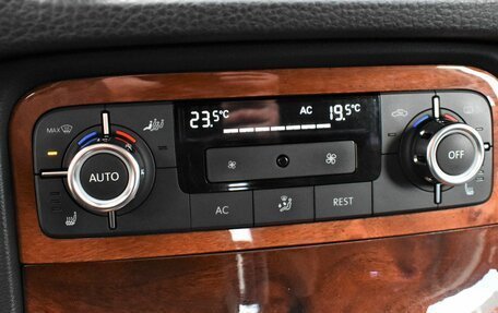 Volkswagen Touareg III, 2011 год, 1 599 000 рублей, 21 фотография