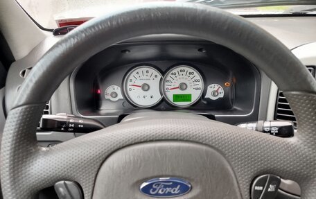 Ford Escape II, 2004 год, 290 000 рублей, 14 фотография