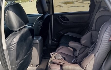 Ford Escape II, 2004 год, 290 000 рублей, 17 фотография