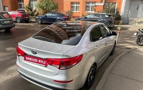 KIA Rio III рестайлинг, 2016 год, 850 000 рублей, 2 фотография