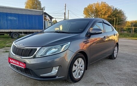 KIA Rio III рестайлинг, 2013 год, 750 000 рублей, 4 фотография