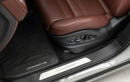 Porsche Cayenne III, 2023 год, 13 690 000 рублей, 14 фотография