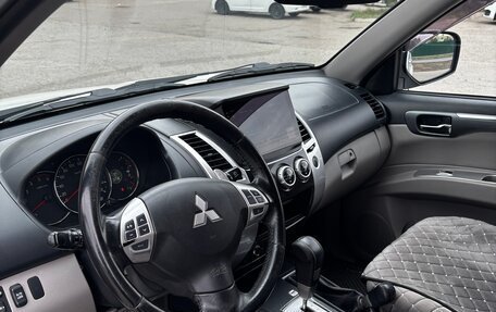 Mitsubishi Pajero Sport II рестайлинг, 2015 год, 1 850 000 рублей, 12 фотография