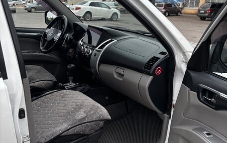 Mitsubishi Pajero Sport II рестайлинг, 2015 год, 1 850 000 рублей, 15 фотография