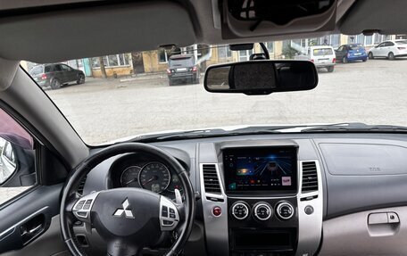 Mitsubishi Pajero Sport II рестайлинг, 2015 год, 1 850 000 рублей, 19 фотография