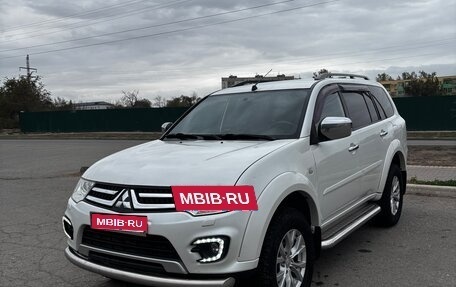 Mitsubishi Pajero Sport II рестайлинг, 2015 год, 1 850 000 рублей, 3 фотография