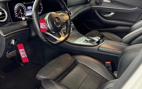 Mercedes-Benz E-Класс, 2019 год, 3 700 000 рублей, 8 фотография
