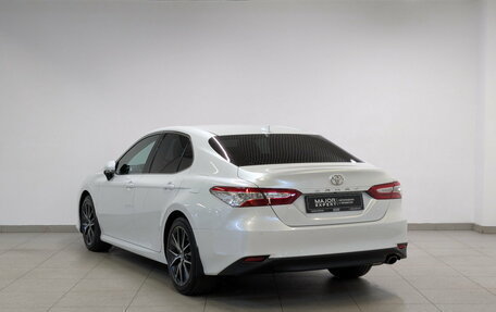 Toyota Camry, 2021 год, 2 920 000 рублей, 7 фотография