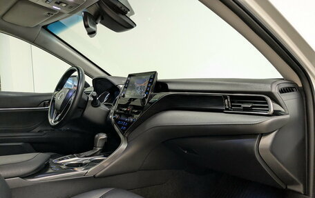 Toyota Camry, 2021 год, 2 920 000 рублей, 11 фотография