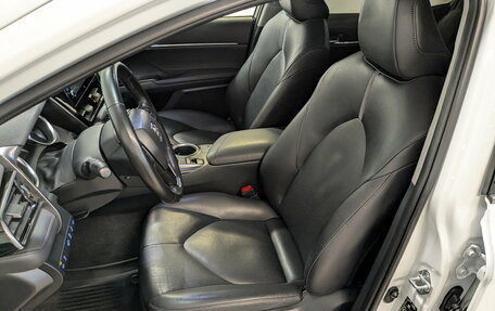Toyota Camry, 2021 год, 2 920 000 рублей, 21 фотография