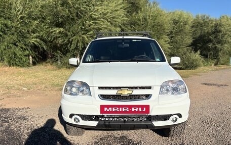 Chevrolet Niva I рестайлинг, 2012 год, 500 000 рублей, 2 фотография