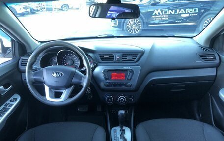 KIA Rio III рестайлинг, 2014 год, 870 000 рублей, 10 фотография