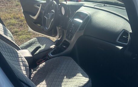 Opel Astra J, 2012 год, 790 000 рублей, 10 фотография