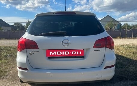 Opel Astra J, 2012 год, 790 000 рублей, 3 фотография