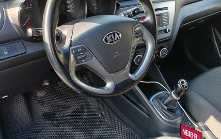 KIA Rio III рестайлинг, 2016 год, 800 000 рублей, 4 фотография