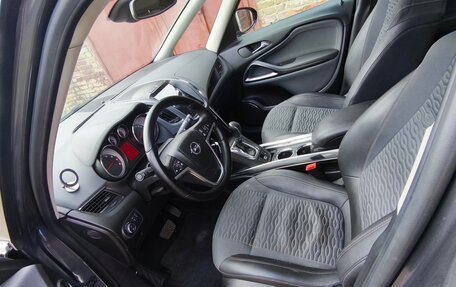 Opel Zafira C рестайлинг, 2012 год, 950 000 рублей, 14 фотография