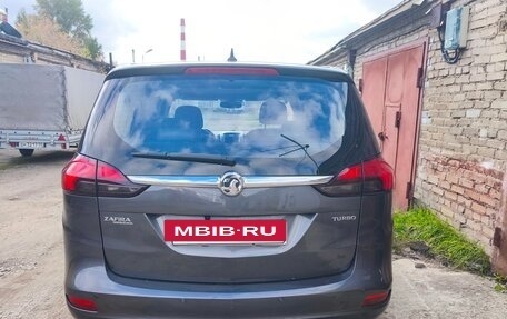 Opel Zafira C рестайлинг, 2012 год, 950 000 рублей, 2 фотография