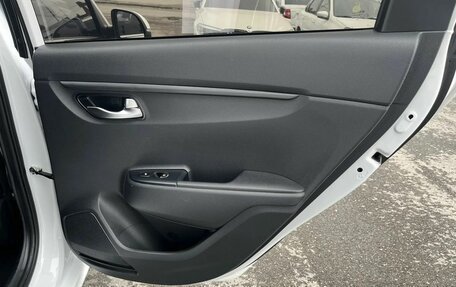 KIA Rio IV, 2021 год, 1 859 000 рублей, 31 фотография
