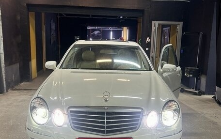 Mercedes-Benz E-Класс, 2007 год, 950 000 рублей, 1 фотография