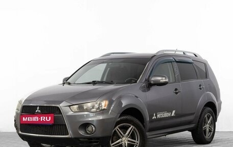 Mitsubishi Outlander III рестайлинг 3, 2010 год, 1 399 000 рублей, 3 фотография