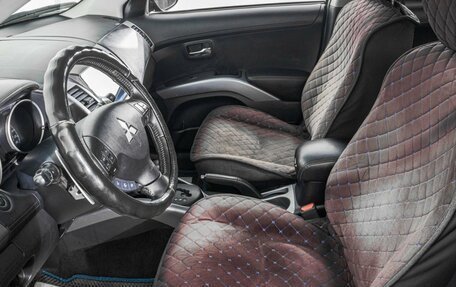 Mitsubishi Outlander III рестайлинг 3, 2010 год, 1 399 000 рублей, 10 фотография